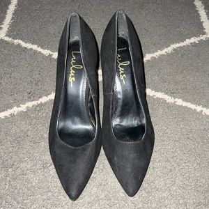Lulus Plain Black Wedge Heels Size 7.5